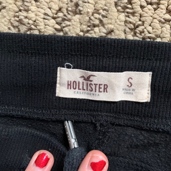 Hollister joggers - Picture 2 of 3
